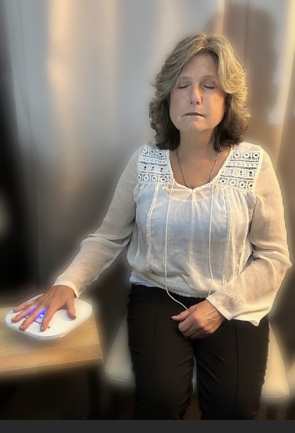 A guided resonance session — a quiet moment with the frequency scan